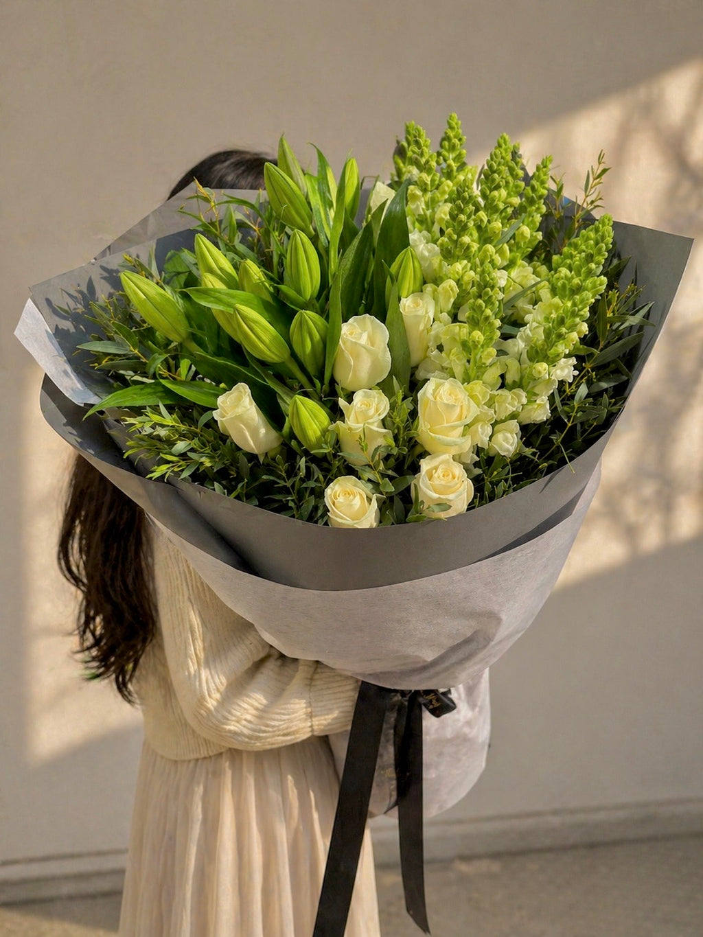 Green & White Elegance